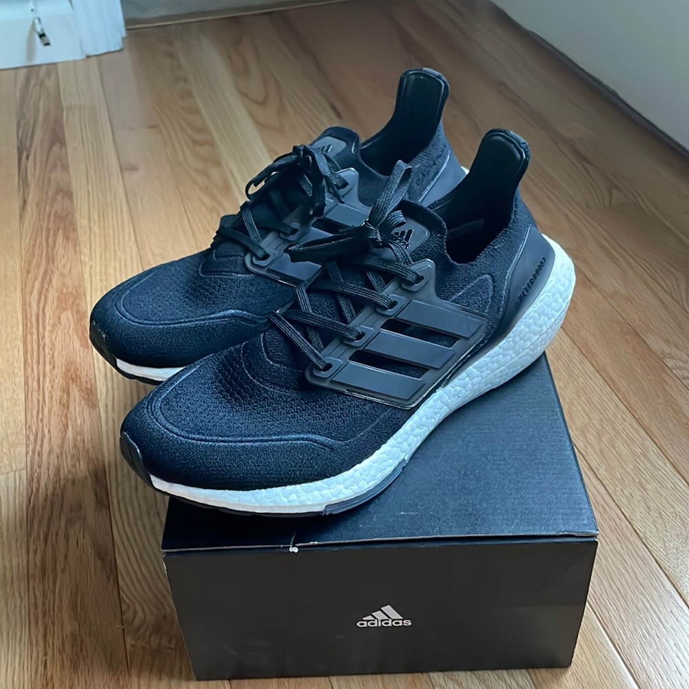 Adidas, Black and white, size 9 1/2 American